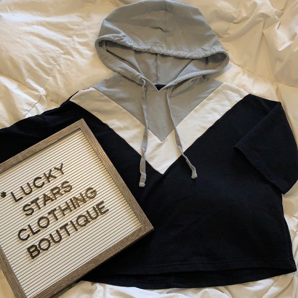Juniors Activewear Cropped Hooded Top